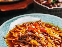 -包整·丝娃娃(一览甲秀楼风景店)