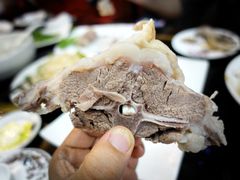 手抓羊肉-华宇清真美食