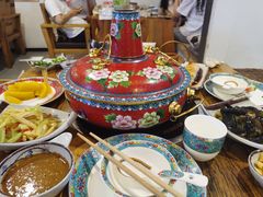 -毛辣果·贵州红酸汤牛肉火锅(西单店)