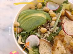 牛油果鸡胸肉沙拉-农畉LONFOOD(福田星河COCOPark店)