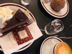 -Cafe Sacher(WIEN)
