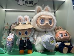 -泡泡玛特POPMART(侨福芳草地店)