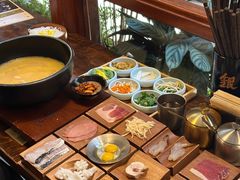 -银米·云南传统过桥米线(双廊黑金冠店)
