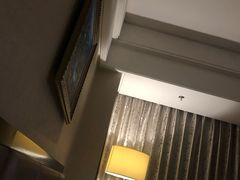 大堂-乌兰湖畔草坪轻奢营地