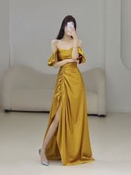 点击看大图 -曼青婚纱礼服馆