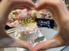 -海底捞火锅(地王新天地店)