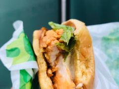 香辣鸡腿堡套餐-德克士(广州南站店)