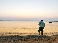 -小黑石海滨浴场·停车场