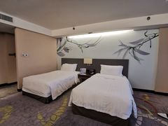 -广州中心皇冠假日酒店