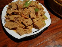 -东家小院金汤酸菜鱼(南阳路店)