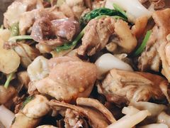 -芳村榕树头叹佬鸡煲(体育西店)