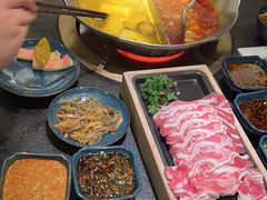 -湊湊火锅·茶憩(打浦桥日月光店)