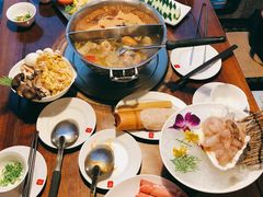 -鼎王麻辣锅(七贤店)