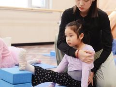 -艺彩童馨舞蹈培训学校(西湖道校区)