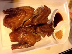 金牌乳鸽-新大咀港式茶餐厅(宝山万达店)