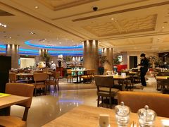 大堂-咖啡苑自助餐厅·中国大饭店