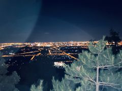 -鬼笑石后山停车场