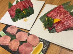 -炼火烤肉店