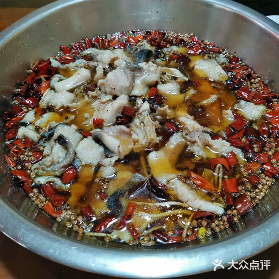 小万州水土鱼馆