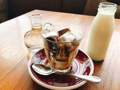 -ROAST coffee & eatery