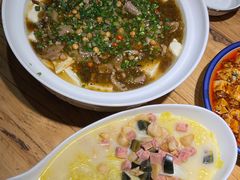 -小三峡食府(西五路店)