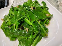 蒜蓉炒台湾山苏菜-德云居