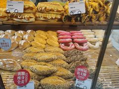 -BROAD面包路·欧式面包(龙湖时代C馆店)