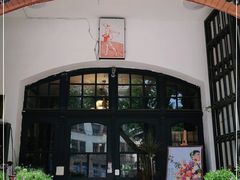 -良友书坊(安徽路店)