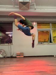 -WITCH （舞季）舞蹈工作室