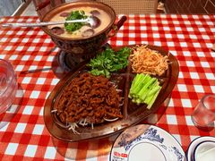 -老郑家东北春饼(龙悦居店)