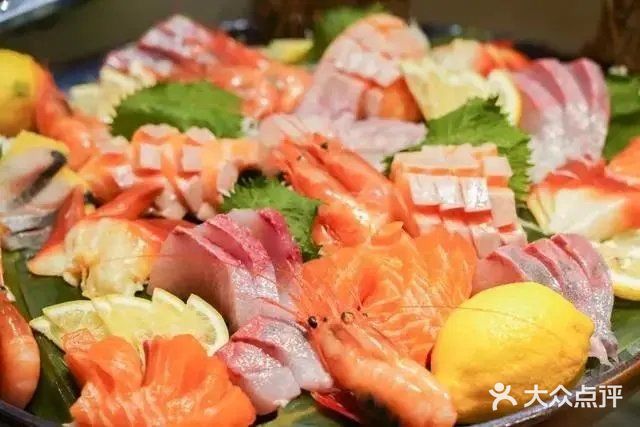 5.9折、4折抢环球港凯悦酒店双人自助餐、六人餐