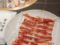 -山川小町·极番烧肉(新地假日广场店)