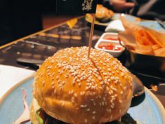 -DEEP·深美式餐吧(五棵松华熙LIVE店)