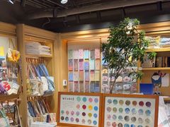 -猫的天空之城概念书店(苏州诚品店)