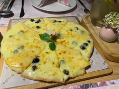 榴莲蓝莓薄饼披萨-ROIIN用心(杭州首店)