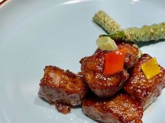 煎皇室金蒜和牛粒-彩丰楼·中餐厅(国家会展中心上海洲际店)