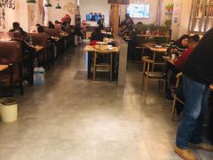 大堂-聚串门儿·东北烧烤(信义坊店)