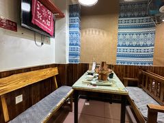 -蜗牛小馆醉乡民谣云南菜(惠新西里店)
