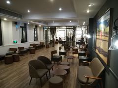 大堂-星巴克臻选(广州沙面店)