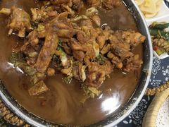 -八两八金·莱芜特色炒鸡(市南漳浦路店)