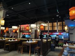 大堂-宽窄巷成都菜(青岛路万达广场店)