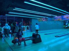 -世代星球·保龄球·镭战真人CS·团建(杨浦店)