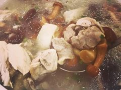 -乡土特色.冷锅鱼.牦牛肉汤锅