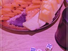 -贰麻酒馆(香港中路店)