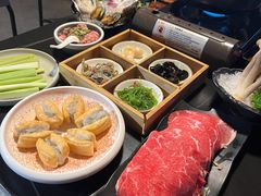 -牛牛和牛海鲜粥底火锅(长虹国际城店)