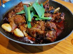 -野山舂·贵州现舂酸汤火锅(鸿通城店)