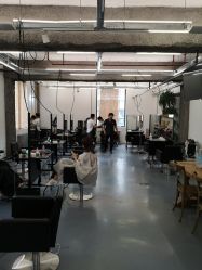 -Hair Co.一间沙龙