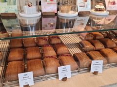 -VERIE BAKEHOUSE
