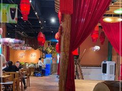 大堂-老滇山寨•云南特色菜•地方菜•民族风情歌舞表演(金碧店)