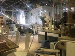 大堂-小时光咖啡馆(开森度假森林店)